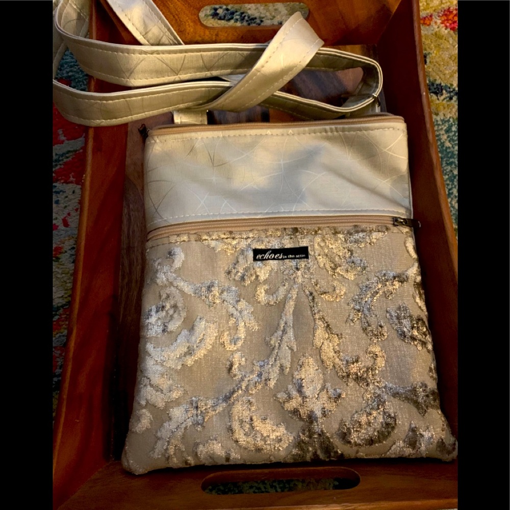 Beautiful crossbody purse.